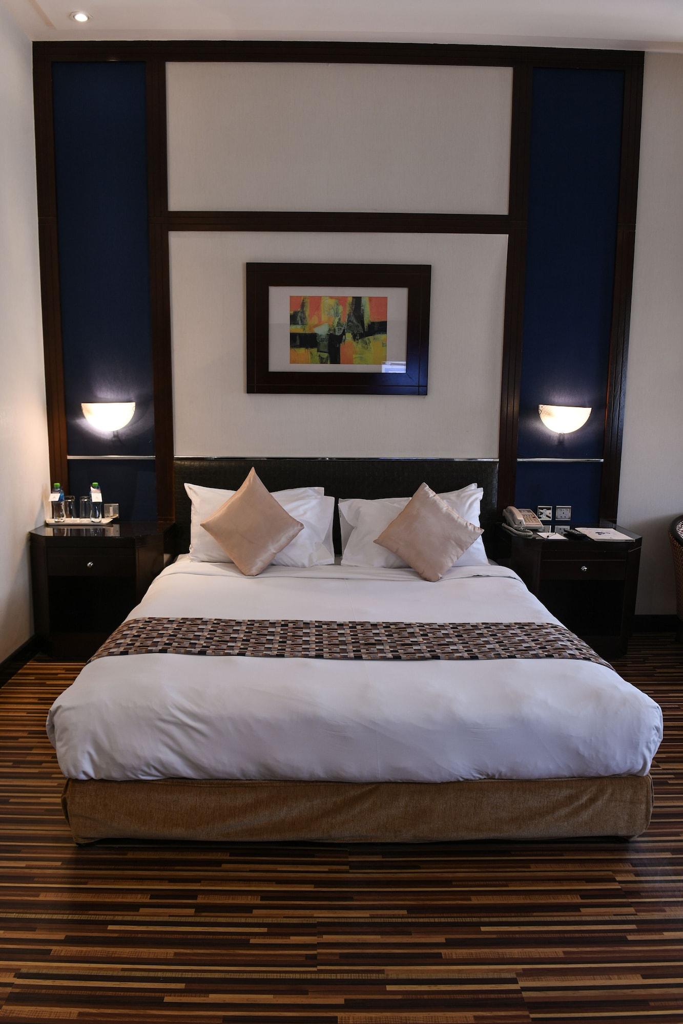 The Juffair Grand Hotel Manama Exterior photo