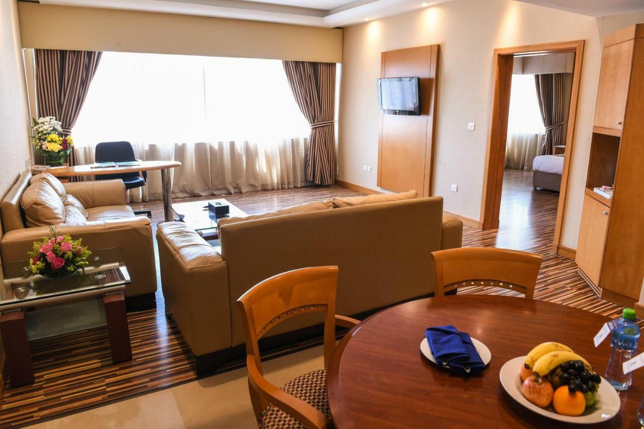 The Juffair Grand Hotel Manama Exterior photo