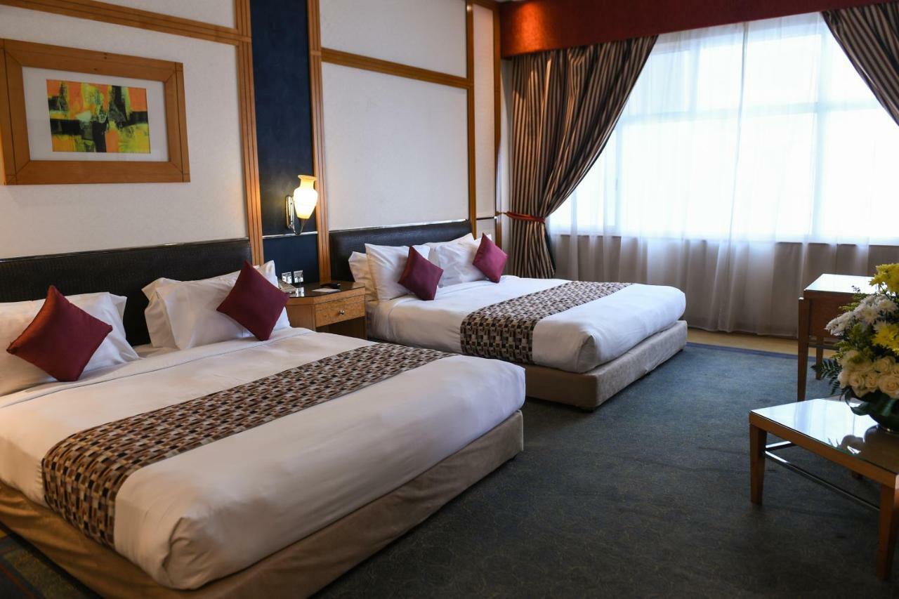 The Juffair Grand Hotel Manama Exterior photo